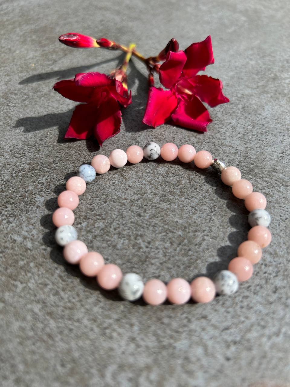 Bracelet en pierres naturelles opale rose et opale dentrite